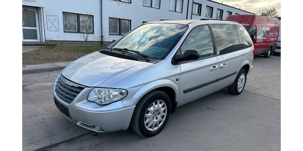 Chrysler Voyager 253.049 km 1.800 &euro; Berlin 12681