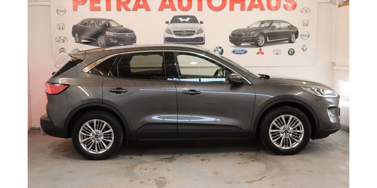 Ford Kuga 94.000 km 20.999 &euro; Berlin 12099