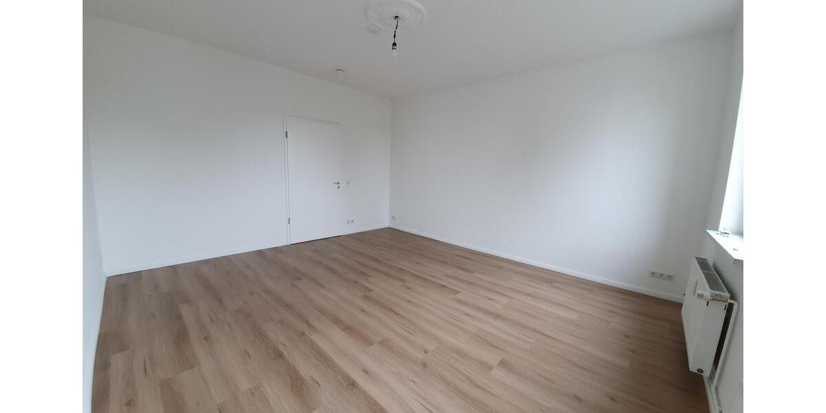 Etagenwohnung Velten - 2.5 Zimmer, 81 m&sup2;, 1.025&euro; | Angebot:26003509