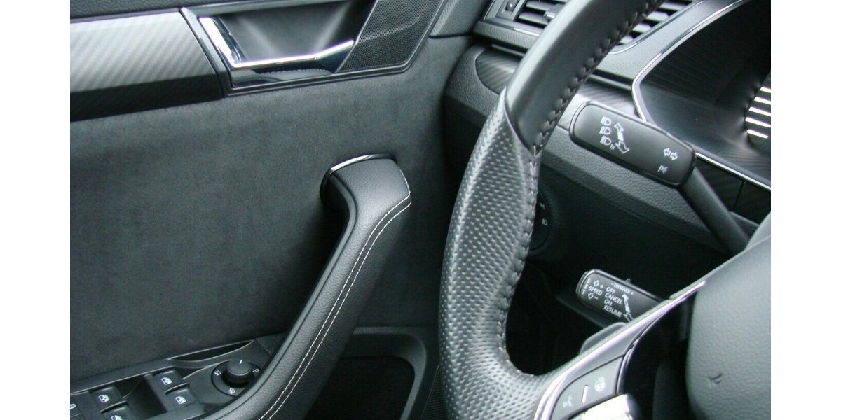 Skoda Superb 2.0TDI Sportline ACC Columbus Kamera AHK 34.483 km 35.980 &euro; Falkensee 14612