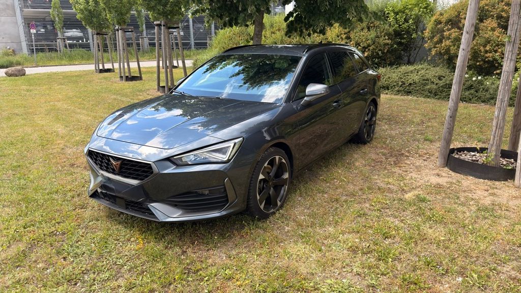 Cupra Leon 53.000 km 29.900 &euro; Berlin 10318