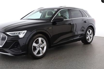 Audi e-tron 16.712 km 41.880 &euro; Schönefeld 12529