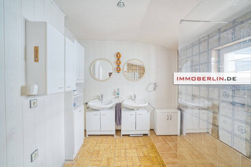 Reihenmittelhaus Berlin Wittenau - 3 Zimmer, 100 m&sup2;, 465.000&euro; | Angebot:26433314