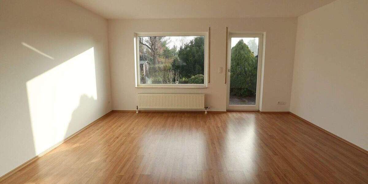 Doppelhaushälfte Berlin Mahlsdorf - 6 Zimmer, 120 m&sup2;, 2.150&euro; | Angebot:25705049