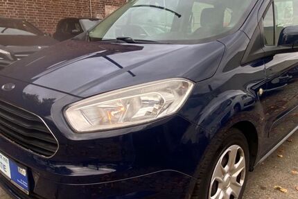 Ford Tourneo Courier 71.000 km 8.990 &euro; Berlin-Lichtenberg 10365