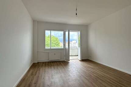 Wohnung Berlin Moabit - 1 Zimmer, 34 m&sup2;, 806&euro; | Angebot:26671917