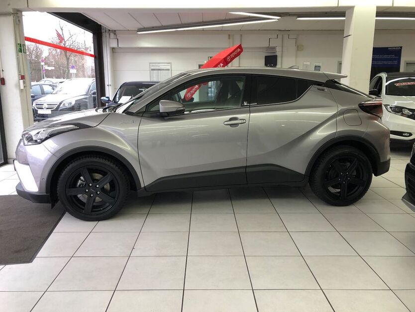 Toyota C-HR 59.417 km 18.500 € Berlin 12489