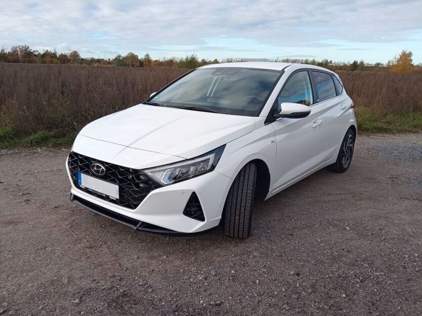 i20