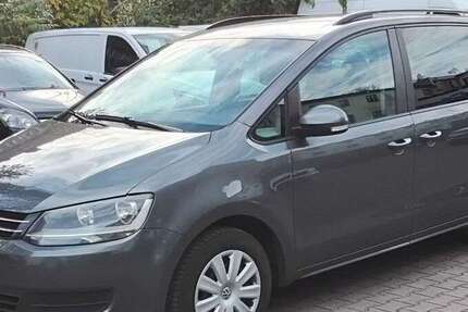 VW Sharan 223.500 km 8.950 € Berlin 13409