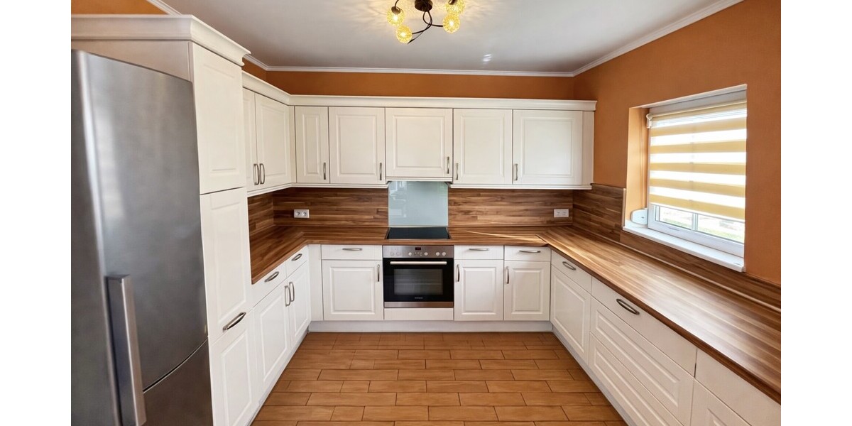 Berlin-Biesdorf: Stilvolle Stadtvilla auf 490 m² GST inkl. Terrasse & Garten in ruhiger Wohnlage ! - Einfamilienhaus Berlin / Biesdorf Biesdorf | Angebot:25871728