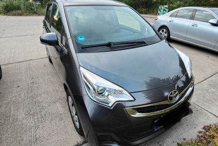 Toyota Verso-S