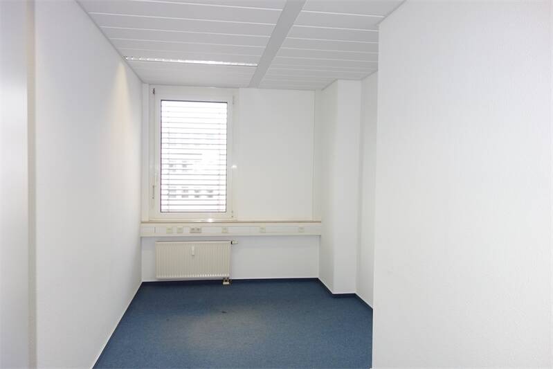 Gewerbeobjekt Teltow - 7 Zimmer, 322 m&sup2;, 3.060&euro; | Angebot:25710475