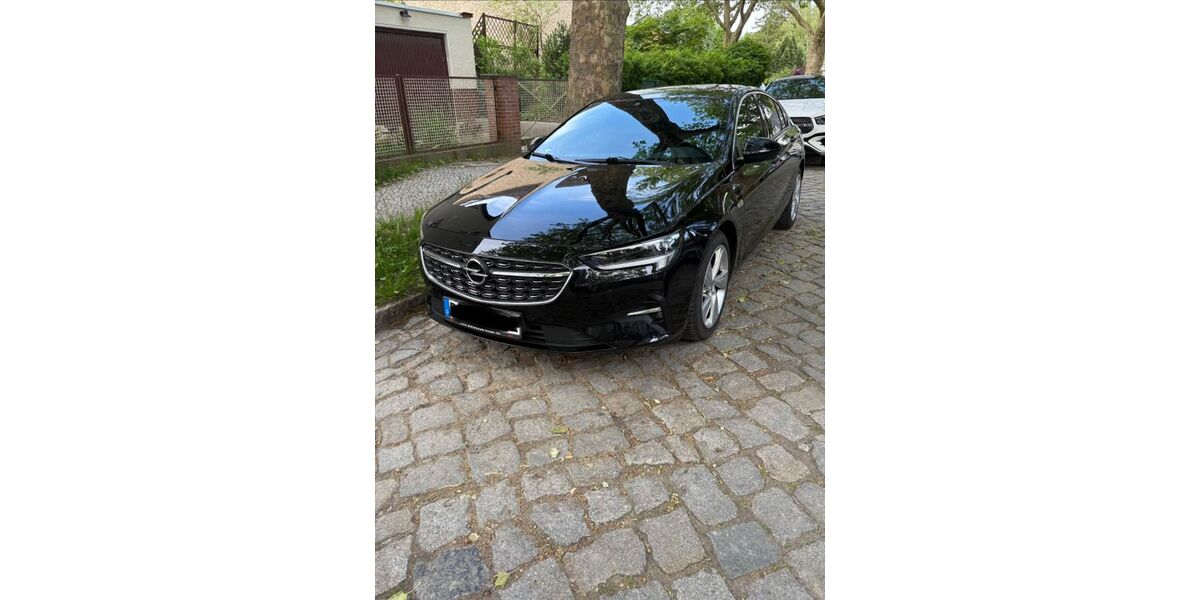 Opel Insignia 67.171 km 17.000 &euro; Berlin 12307