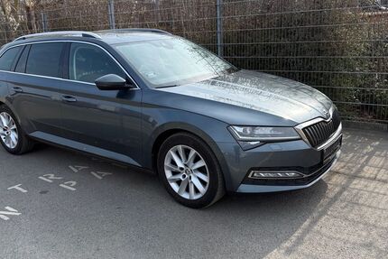 Skoda Superb 258.943 km 13.399 &euro; Berlin 10365