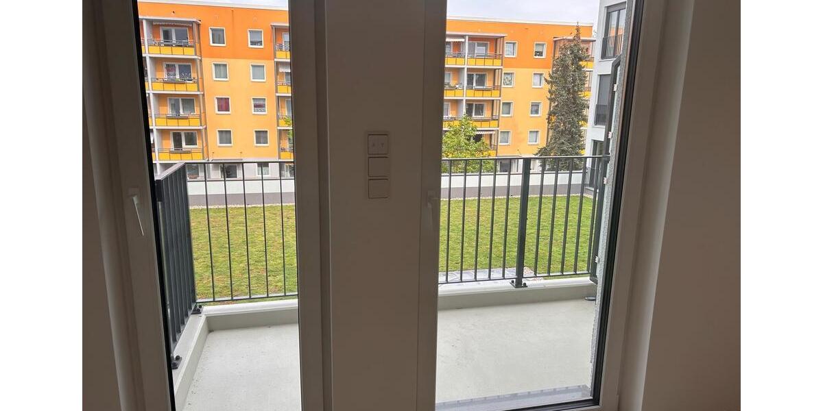 Einfamilienhaus Oranienburg - 4 Zimmer, 100 m&sup2;, 1.699&euro; | Angebot:24508601