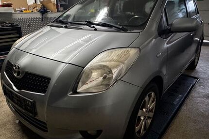 Toyota Yaris 184.258 km 4.190 &euro; Berlin 13359