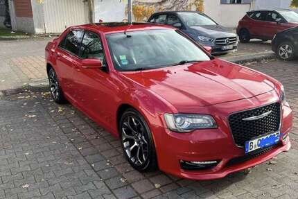 Chrysler 300C 94.000 km 23.000 &euro; Berlin 13581