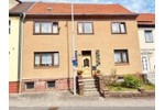 Reihenhaus - 5 Zimmer, 175 m&sup2;, 180.000&euro; | Angebot:27271622