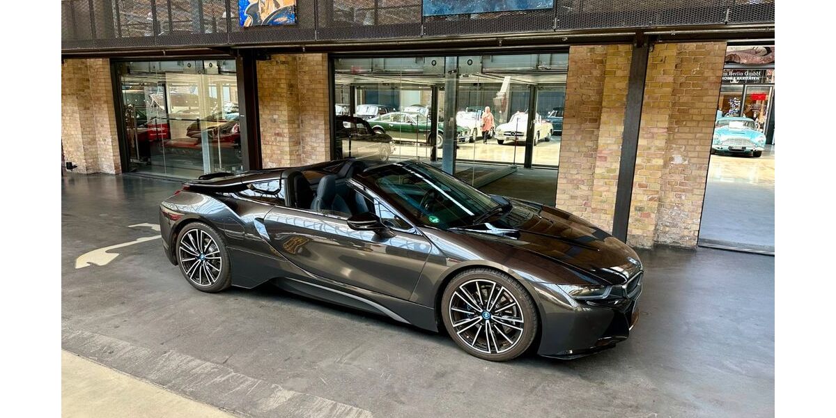 BMW i8 17.272 km 92.500 € Berlin 10553
