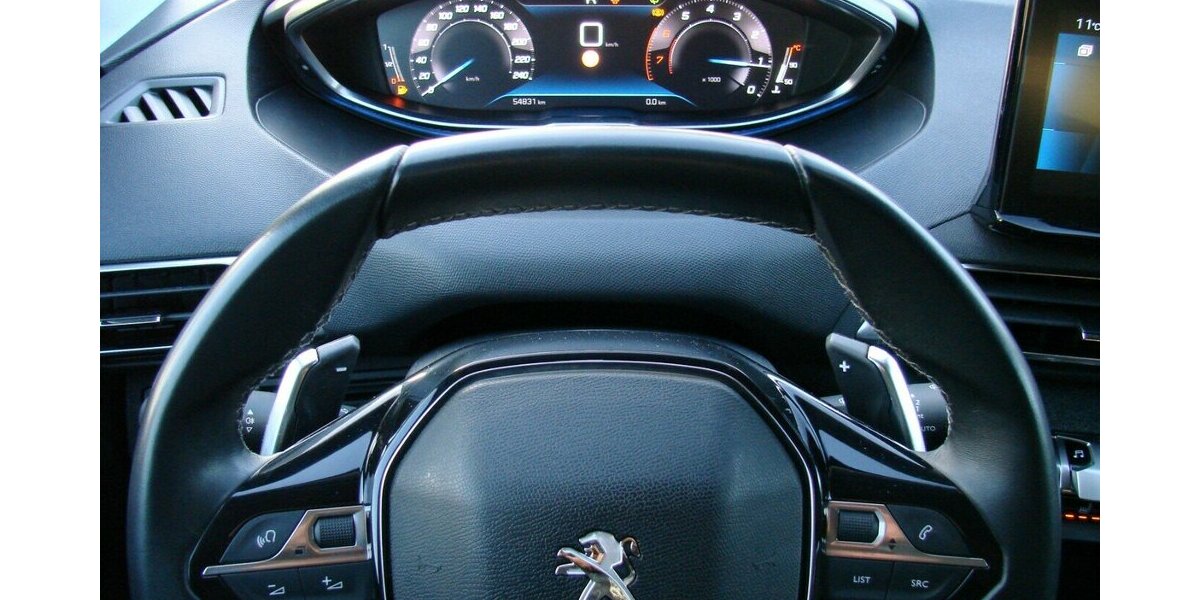 Peugeot 5008 1.2 PureTech130 Allure Pack 7-Sitzer 2WD LED 54.980 km 22.980 &euro; Falkensee 14612