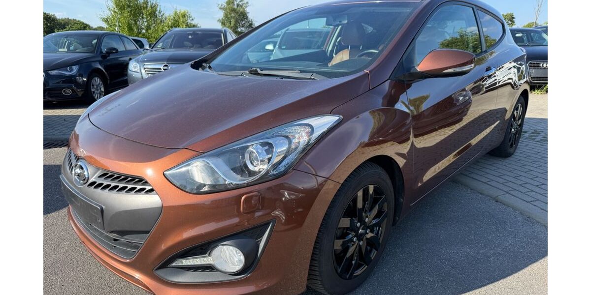 Hyundai i30 225.000 km 4.900 &euro; Wildau 15745
