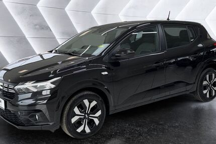 Dacia Sandero 12.902 km 18.900 &euro; Berlin 13051