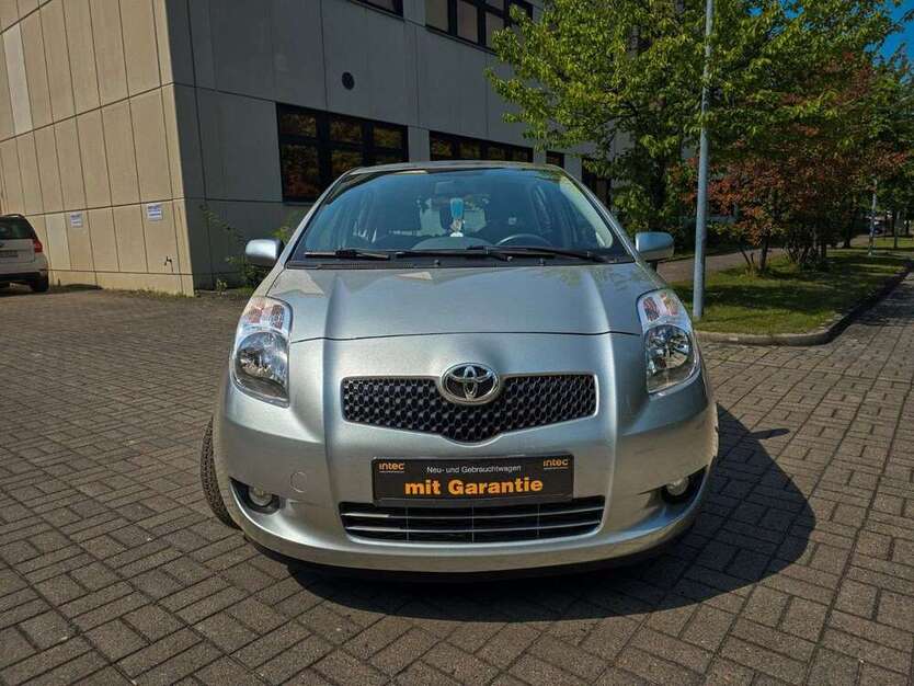 Yaris