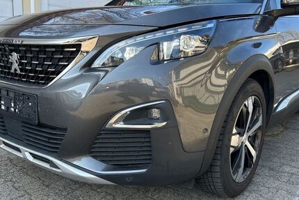 Peugeot 5008 160.000 km 15.950 &euro; Berlin 13403