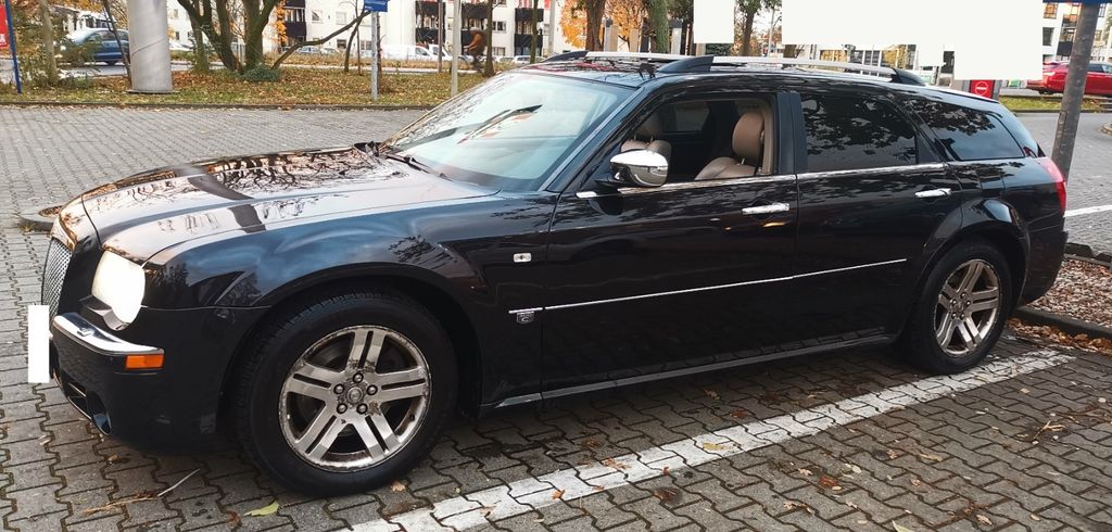 Chrysler 300C 200.000 km 4.499 &euro; Berlin 13405