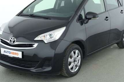 Toyota Verso-S 69.497 km 10.360 &euro; Berlin 14059