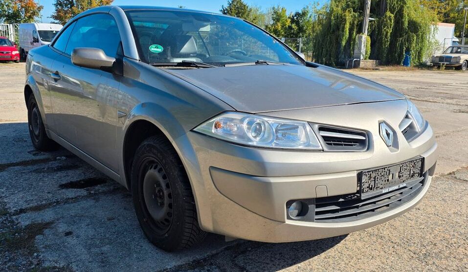 Renault Megane 248.100 km 650 € Fredersdorf - Vogelsdorf 15370