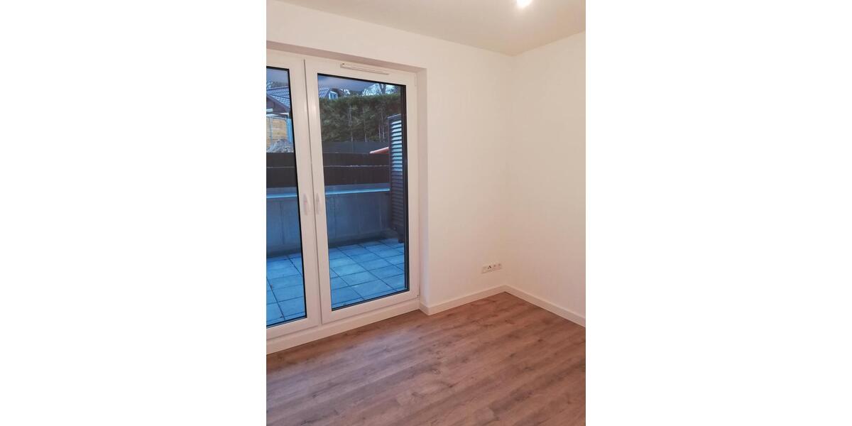Hochparterre Falkensee - 2 Zimmer, 75 m&sup2;, 950&euro; | Angebot:26443020