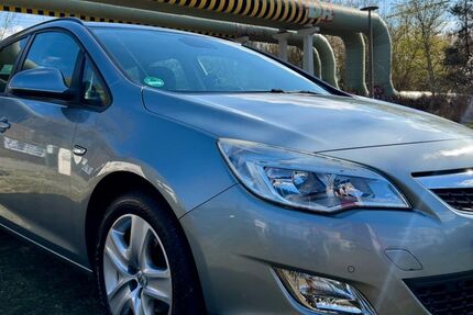 Opel Astra 108.200 km 5.900 &euro; Berlin 13057