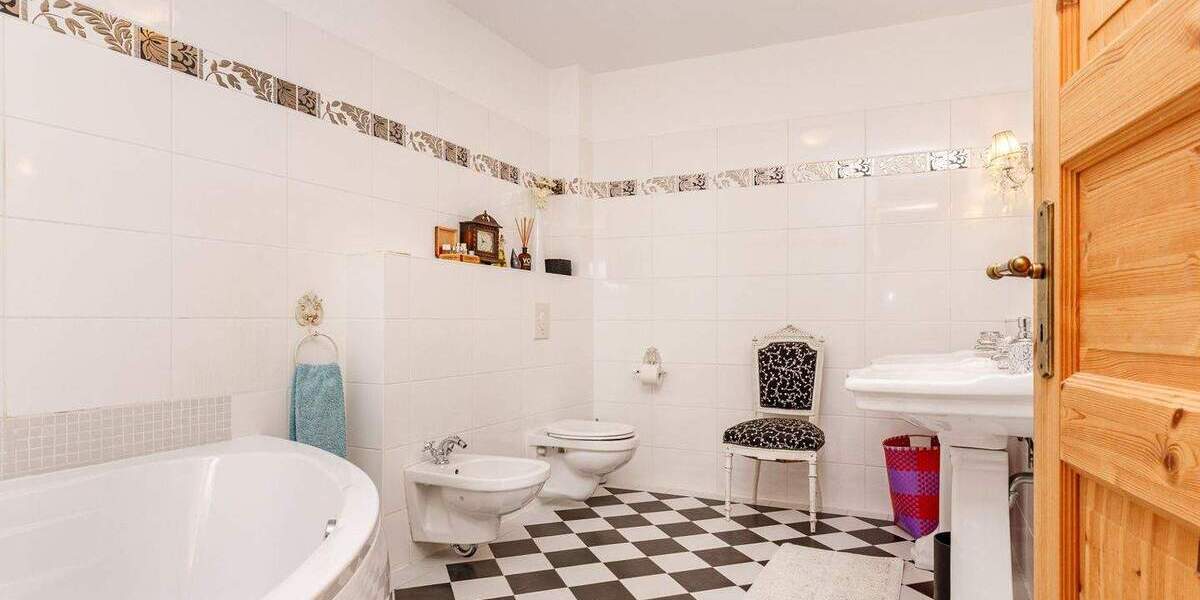 Etagenwohnung Berlin Lichterfelde - 5 Zimmer, 150 m&sup2;, 995.000&euro; | Angebot:24657377