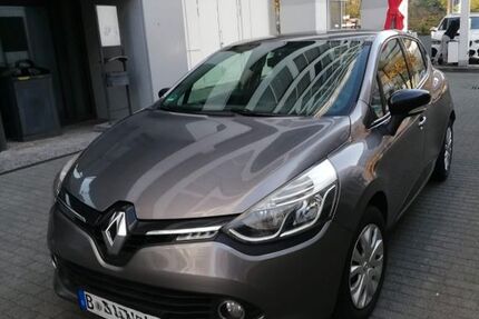 Renault Clio 97.000 km 6.300 &euro; berlin 13629