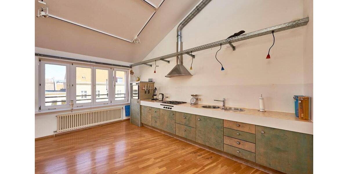 Dachgeschoßwohnung Berlin Friedrichshain-Kreuzberg - 1 Zimmer, 100 m&sup2;, 684.000&euro; | Angebot:25646260