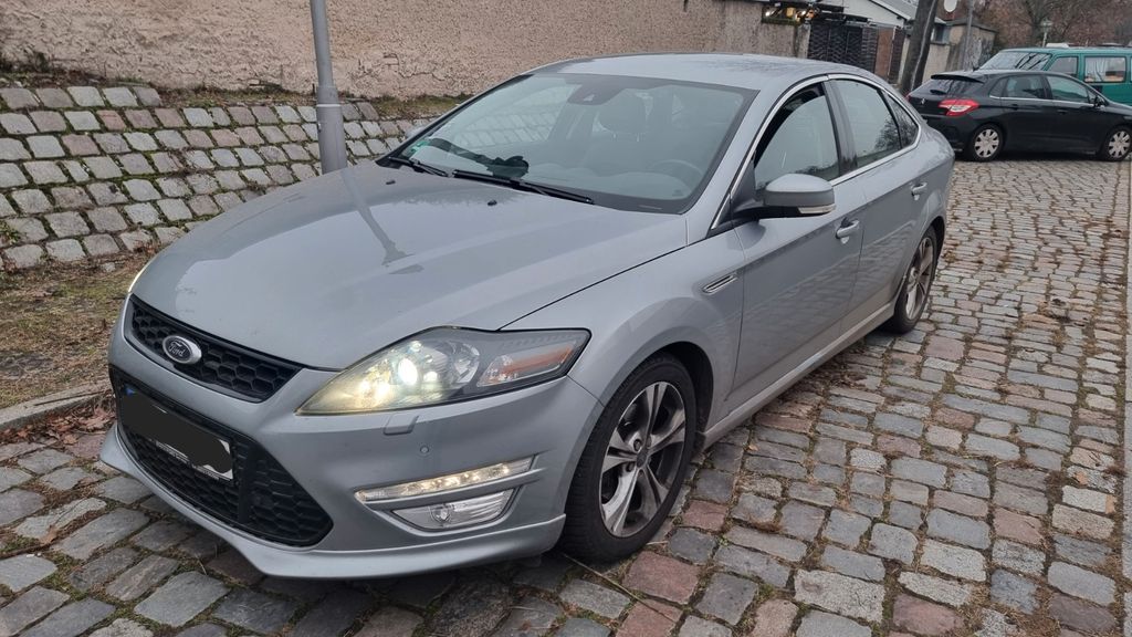 Ford Mondeo 97.000 km 8.990 &euro; Berlin 13599