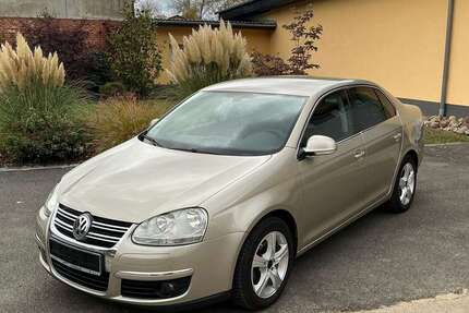 VW Jetta 187.000 km 3.998 € Wandlitz OT Schönerlinde 16348