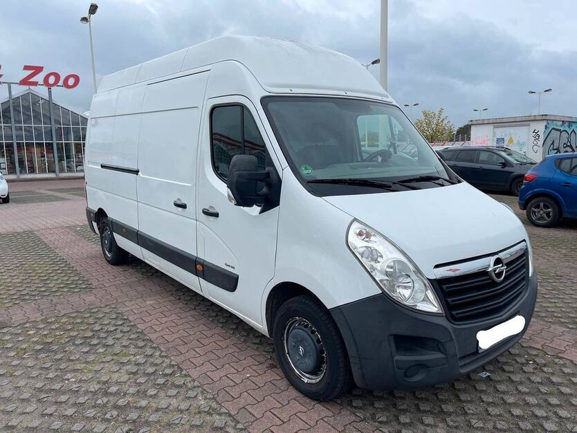 Opel Movano 235.000 km 8.300 € Berlin 12053