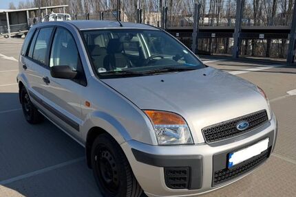 Ford Fusion 36.801 km 4.000 &euro; Berlin 13357
