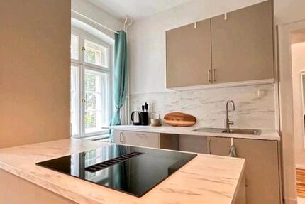 Wohnung Berlin Reinickendorf - 3 Zimmer, 14 m&sup2;, 600&euro; | Angebot:27647025