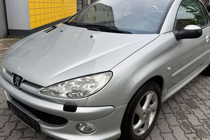 Peugeot 206 160.000 km 2.999 &euro; Berlin 13055