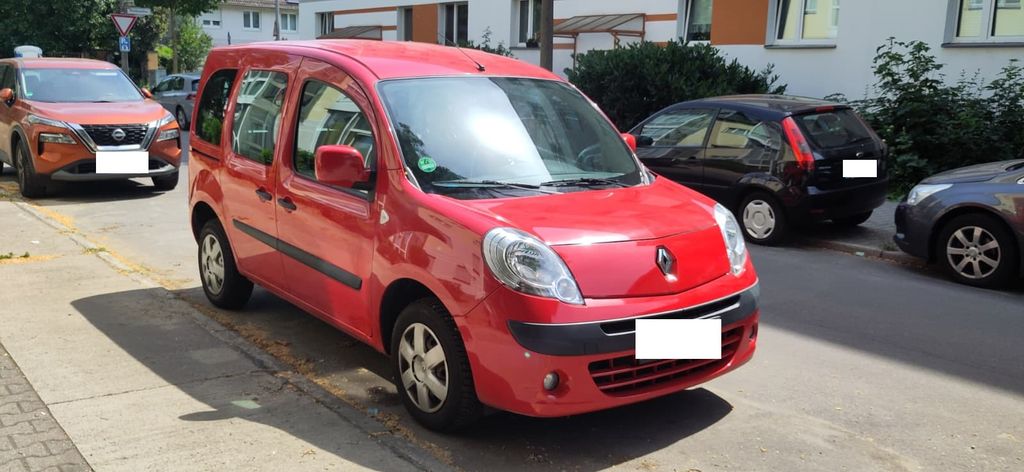 Renault Kangoo 90.000 km 5.500 &euro; Berlin 10318