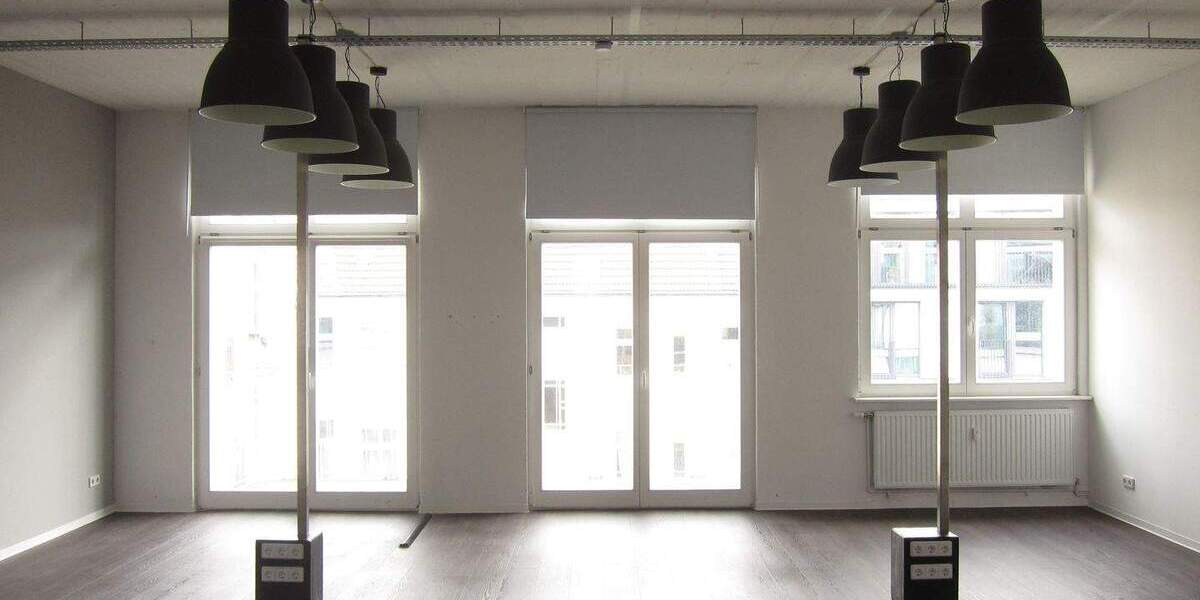 Gewerbeobjekt Berlin Alt-Treptow - 3 Zimmer, 180 m&sup2;, 2.680&euro; | Angebot:24826010