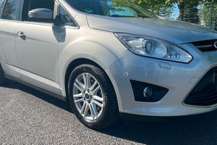 Ford C-Max 104.848 km 8.900 € Berlin 13581