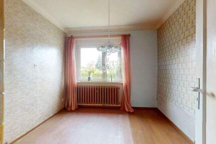 Altbau mit Charakter - freistehendes Einfamilienhaus mit großem Garten & Kachelöfen 6 zimmer