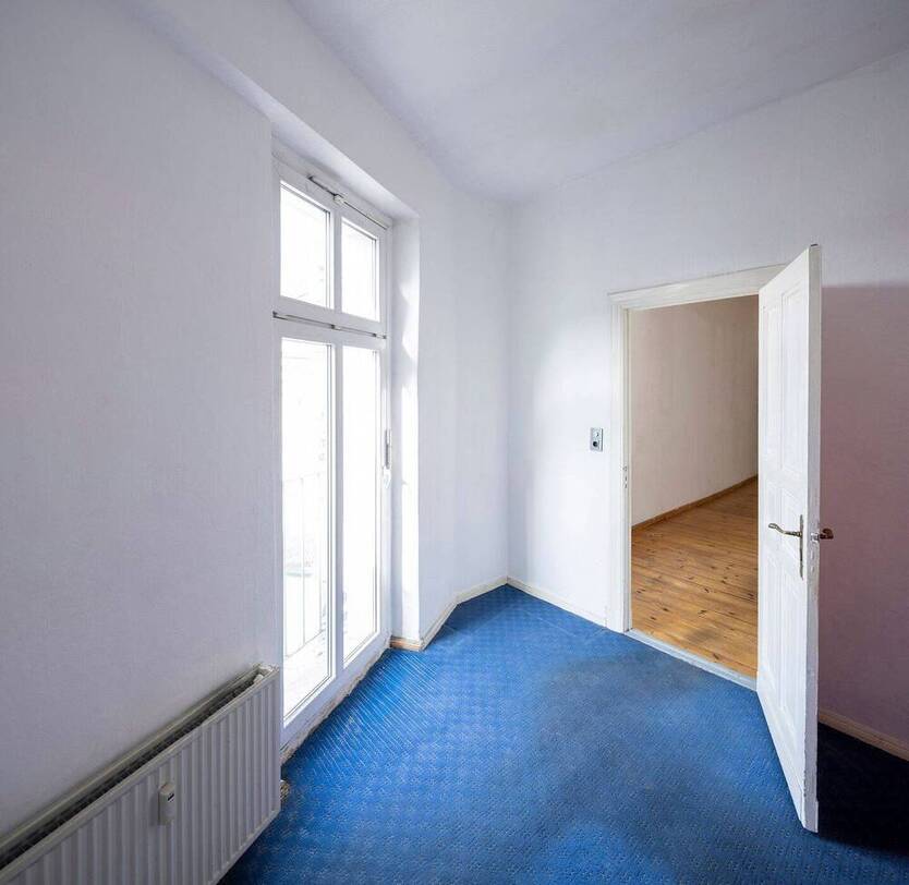 Gestalten Sie Ihr Traumzuhause - helle bezugsfreie 2-Zi.-AltbauWohnung mit Dielen und franz. Balkon!