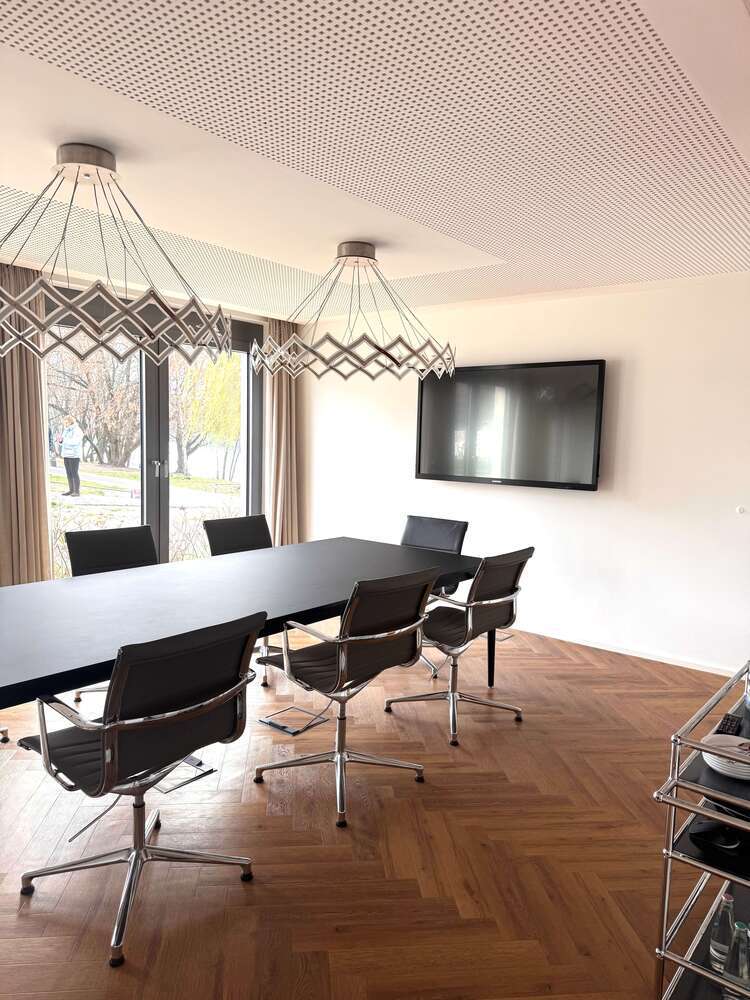 Büro in Berlin 6.020 € 301 m²