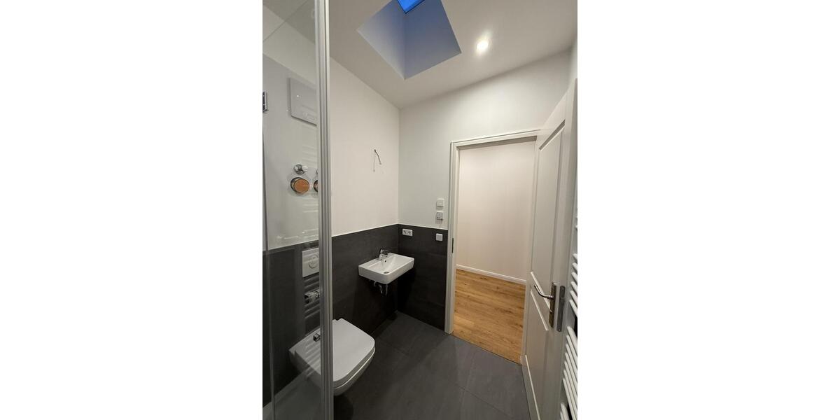 Einfamilienhaus Berlin Charlottenburg-Wilmersdorf - 1 Zimmer, 36 m&sup2;, 1.060&euro; | Angebot:24812157