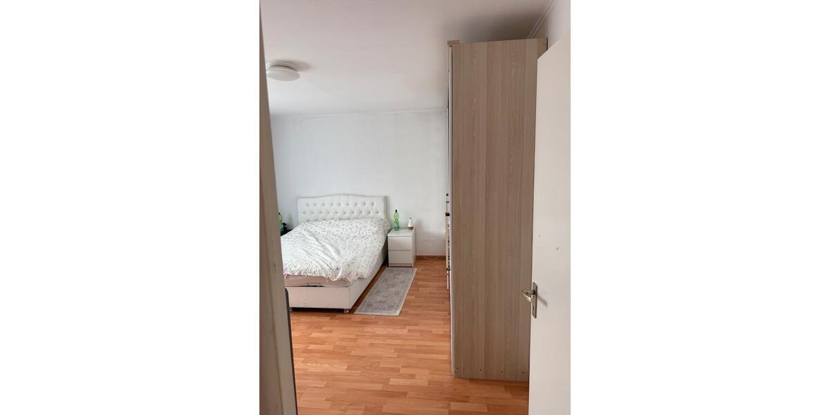 Etagenwohnung Berlin Spandau - 2 Zimmer, 63 m&sup2;, 199.000&euro; | Angebot:27705269